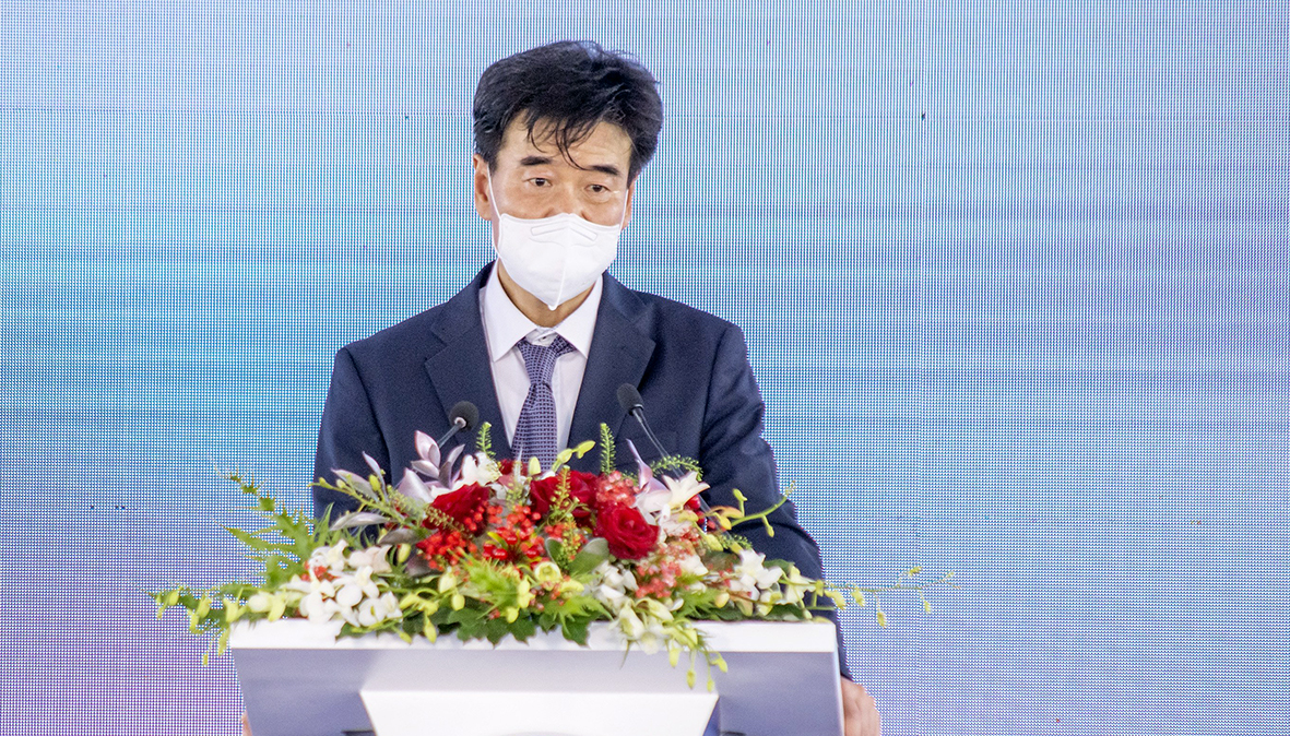 Oing Choi Young Gyo, Tổng Giám đốc Hyosung Vina Chemicals phát biểu tại buổi lễ.