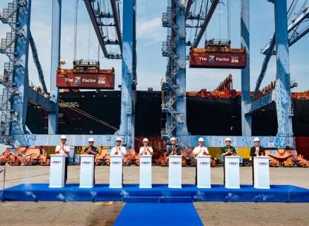 TCIT CHÀO MỪNG CHUYẾN TÀU ĐẦU TIÊN THUỘC TUYẾN DỊCH VỤ ZSL/PELICAN DO HÃNG TÀU ZIM VÀ MSC KHAI THÁC