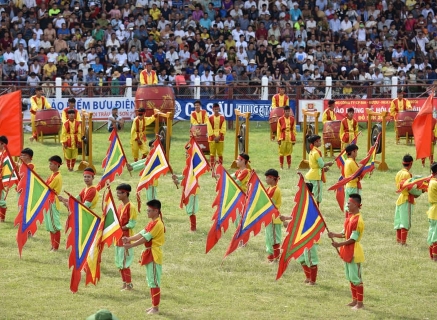 Rộn ràng những lễ hội truyền thống Việt Nam theo âm lịch (Phần 2)