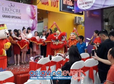 TƯNG BỪNG KHAI TRƯƠNG SHOWROOM MỸ PHẨM  LRO’CRE PHÚ MỸ - BRVT