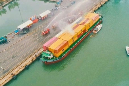 Bà Rịa - Vũng Tàu: Diễn tập chữa cháy, CNCH tại cụm Tân Cảng Cái Mép