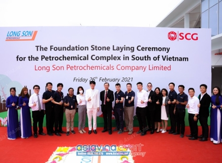 LỄ ĐẶT ĐÁ THÁNH TẠI DỰ ÁN TỔ HỢP HÓA DẦU MIỀN NAM