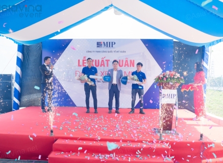 LỄ XUẤT QUÂN ĐOÀN XE TẢI MIP - CẢNG QUỐC TẾ MỸ XUÂN