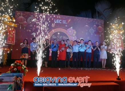 Tổ Chức Tiệc Tất Niên Công Ty LEC GROUP