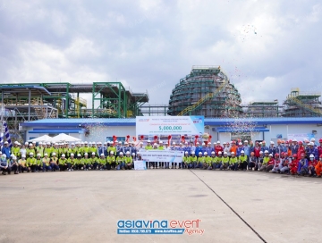 LỄ CHÀO MỪNG 5 TRIỆU GIỜ LÀM VIỆC AN TOÀN CỦA POSCO E & C TẠI DỰ ÁN  LSP, GÓI THẦU A2 - NHÀ MÁY OLEFINS