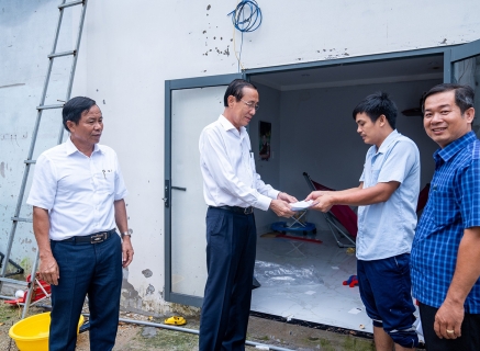 CHIA SẺ KHÓ KHĂN VỚI CÁC GIA ĐÌNH BỊ ẢNH HƯỞNG DÔNG LỐC TRÊN ĐỊA BÀN PHƯỜNG TÂN PHƯỚC, THỊ XÃ PHÚ MỸ