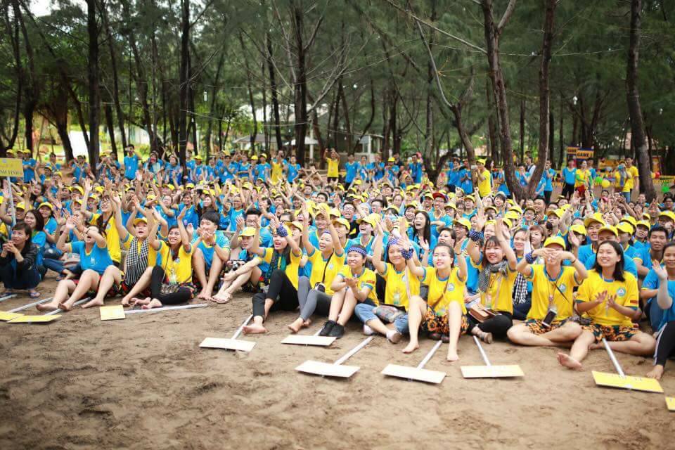 team building zenna pool camp