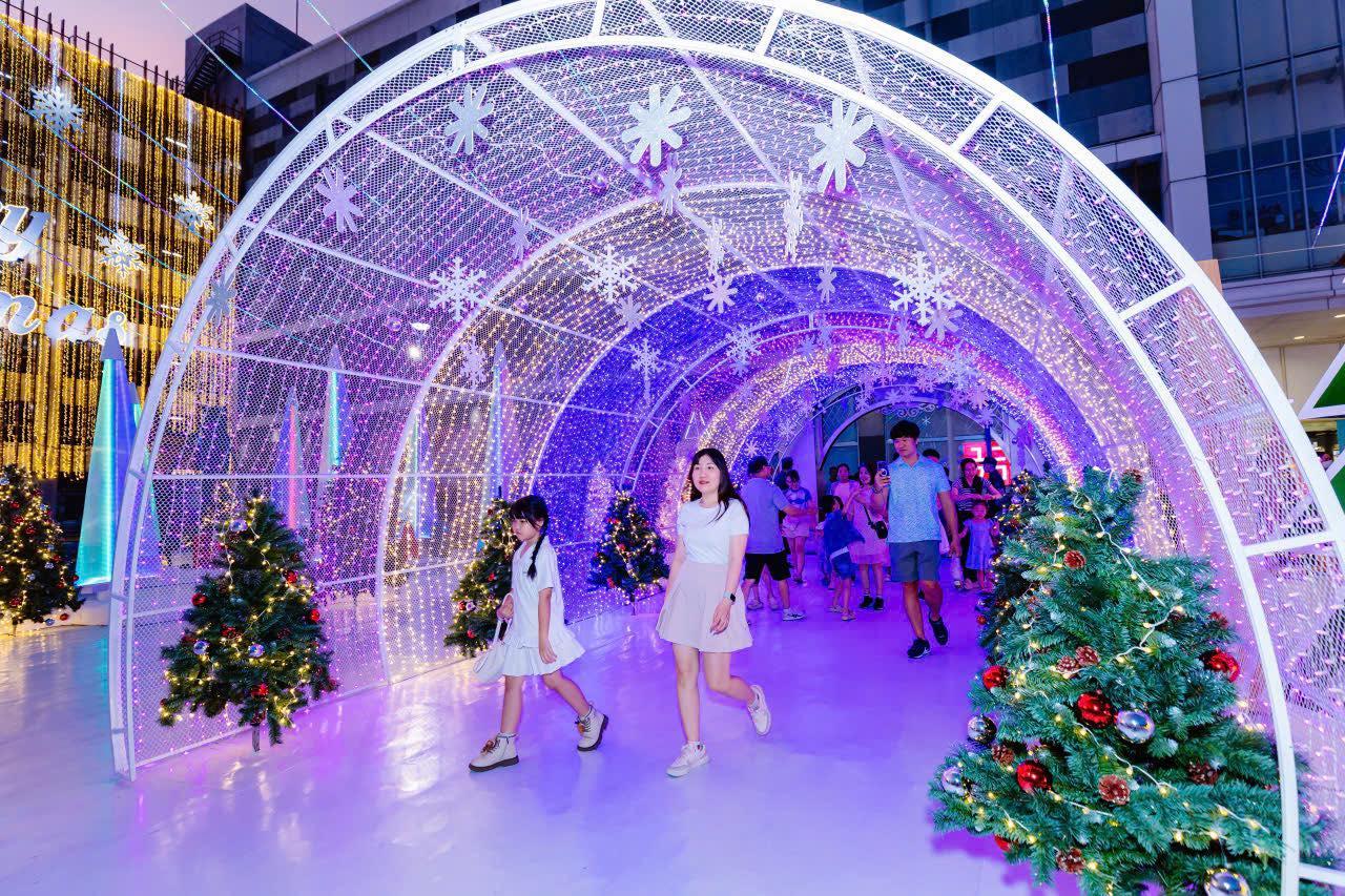 LUMIERE GARDEN - Parking Lot Gate K | AEON MALL Tân Phú Celadon - Điểm vui chơi và mua sắm tuyệt vời cho gia đình bạn