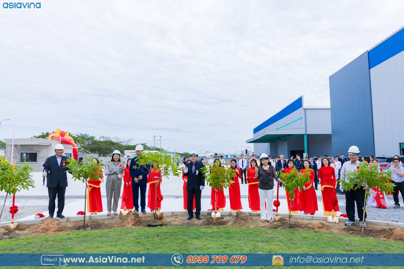 asiavina-to-chuc-le-khai-truong-seville-signature