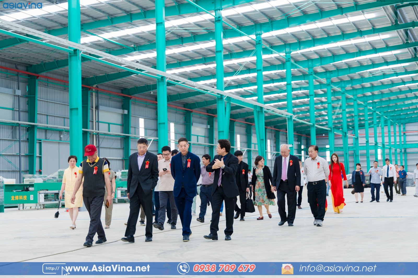 asiavina-to-chuc-le-khai-truong-seville-signature